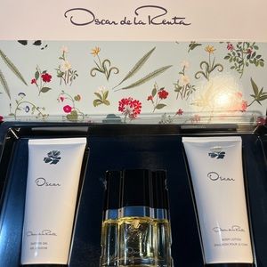 Brand new Oscar De La Renta perfume , 3 piece set .